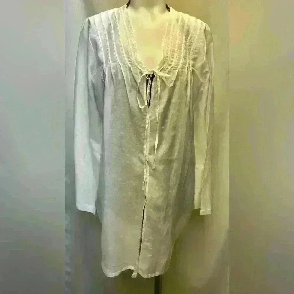 ATHLETA Perla Pintuck Coverup in Beige Size Medium in gently used condition